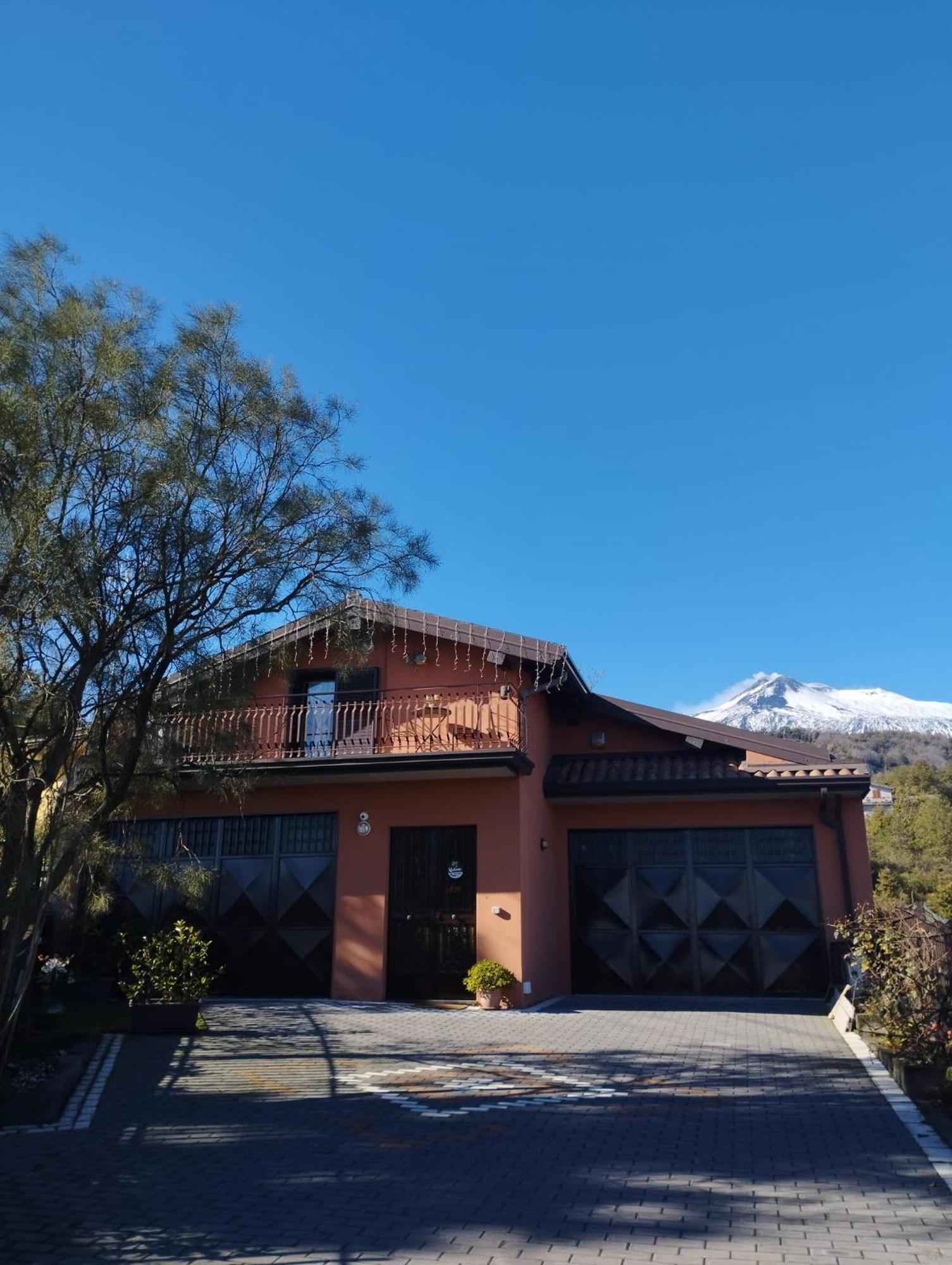 Petite Maison Dell'Etna Milo Exteriér fotografie